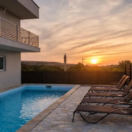 Bondi - Sea View With Pool Apartamento