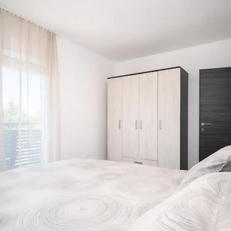 Bondi - Sea View With Pool Apartamento Vir