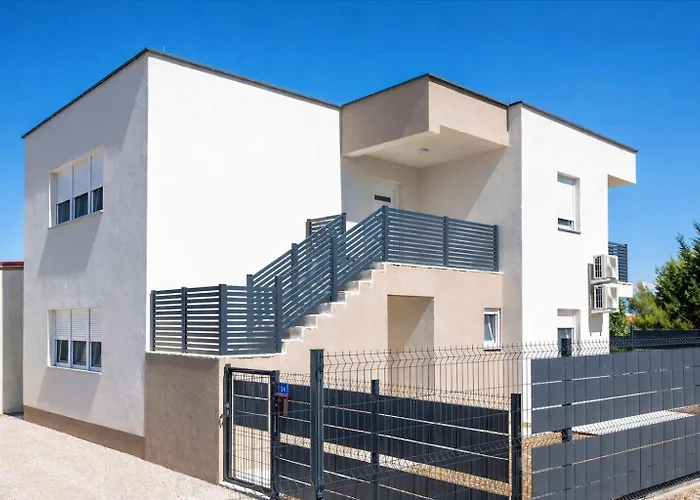 Bondi - Sea View With Pool * Vir