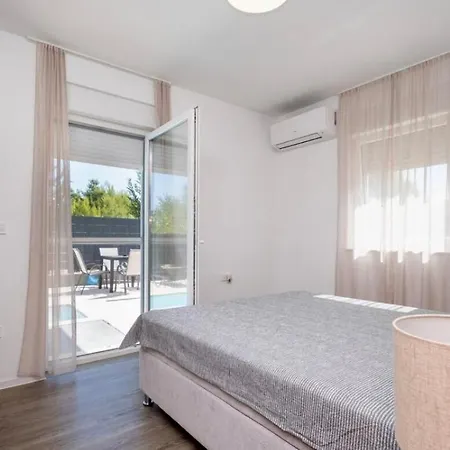 Apartmán Bondi - Sea View With Pool Vir